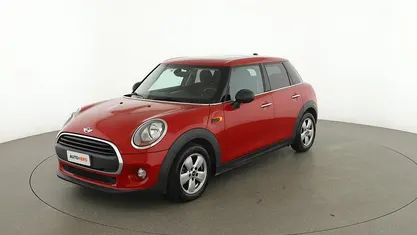 Usata Mini ONE 75 CV (55 kW) 2017 Rosso Utilitaria