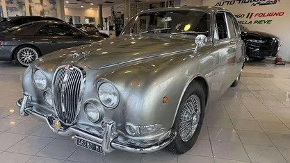 Begagnad Jaguar S-Type S 203 HK (149 kW) 1968 Sedan