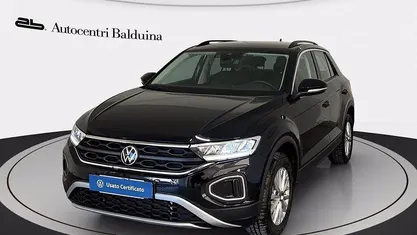 Usata 2024 VW T-Roc Life SUV | 26.900 € (Buon prezzo)