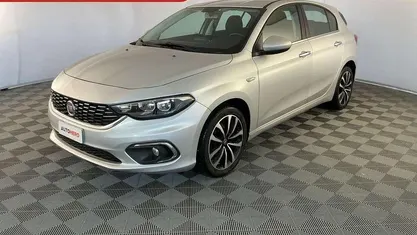 Usata Fiat Tipo Lounge 95 CV (69 kW) 2019 Argento Berlina
