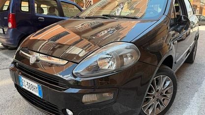Usata Fiat Punto Evo Emotion 78 CV (57 kW) 2011 Nero Utilitaria