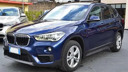 Blu/azzurro Usata 2017 BMW X1 Advantage SUV | 13.900 € (Buon prezzo)