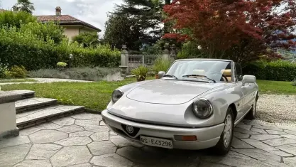 Usata Alfa Romeo Spider 120 CV (88 kW) 1992 Grigio Cabrio