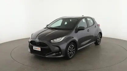 Usata Toyota Yaris Hybrid Trend 116 CV (85 kW) 2023 Grigio Berlina