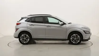 Käytetty Hyundai Kona 26 kW (36 HP) 2024 Katumaasturi