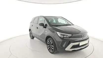 Usata Opel Crossland Elegance 110 CV (80 kW) 2024 Nero SUV