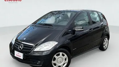 Nero Usata 2010 Mercedes A160 Due volumi | 3900 € (Buon prezzo)