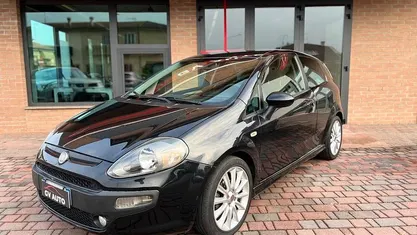 Nero Usata 2010 Fiat Punto Evo Sport Due volumi | 4900 € (Buon prezzo)