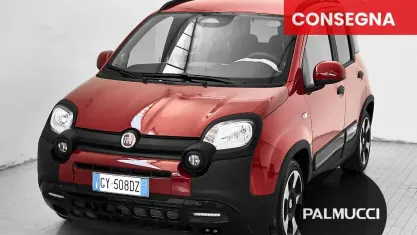 Usata Fiat Panda Cross Cross 70 CV (51 kW) 2025 Rosso Utilitaria
