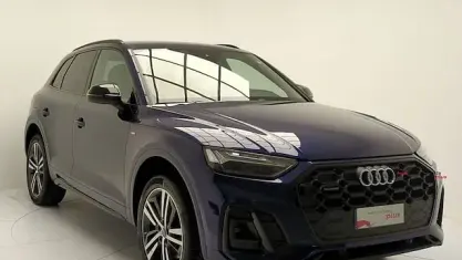 Usata Audi Q5 Ambiente 204 CV (150 kW) 2024 Blu navarra metallizzato SUV