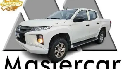 Usata Mitsubishi L200 Invite 150 CV (110 kW) 2021 Bianco Pick-up