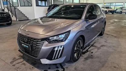 Usata Peugeot 208 Allure 101 CV (74 kW) 2025 Gray Utilitaria