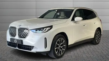 Usata BMW X3 Comfort Edition 197 CV (144 kW) 2024 Bianco perla SUV