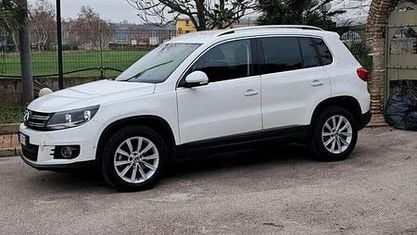 Usata VW Tiguan 140 CV (102 kW) 2015 Bianco SUV