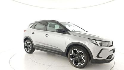 Käytetty Opel Grandland X 131 HP (96 kW) 2024 Harmaa Katumaasturi
