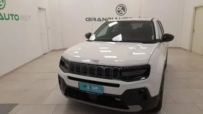 Usata Jeep Avenger Summit 101 CV (74 kW) 2024 Bianco SUV