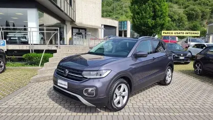 Usata VW T-Cross Advance 110 CV (80 kW) 2022 Grigio SUV