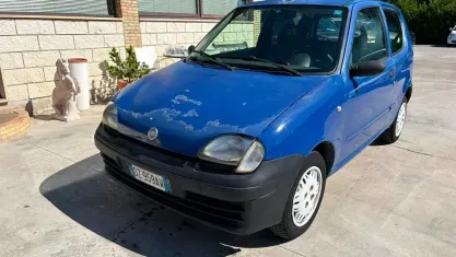 Usata Fiat Seicento 54 CV (39 kW) 2001 Blu Utilitaria
