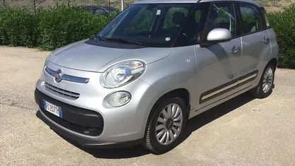 Argento metallizzato Usata 2016 Fiat 500L Pop Star Monovolume | 8990 € (Buon prezzo)