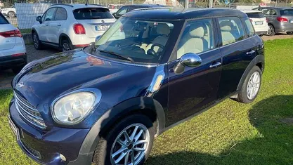 Blu Usata 2014 Mini Cooper D Countryman Business SUV | 8900 € (Buon prezzo)