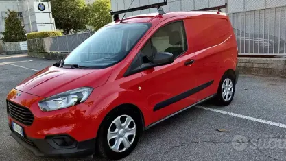 Usata Ford Transit Titanium 75 CV (55 kW) 2018 Rosso Furgone