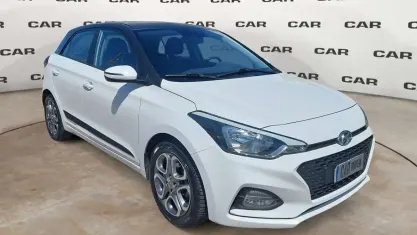 Usata Hyundai i20 Edition 101 CV (74 kW) 2018 Bianco Berlina