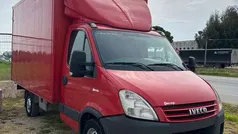 Rosso Usata 2008 Iveco 35.12 Furgone | 9000 € (Buon prezzo)