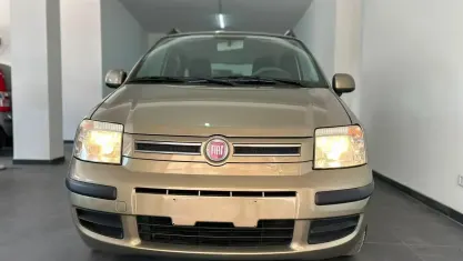 Usata Fiat Panda Dynamic 69 CV (50 kW) 2011 Giallo Utilitaria