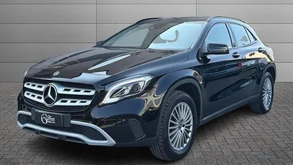 Usata Mercedes GLA180 Business 122 CV (89 kW) 2020 SUV