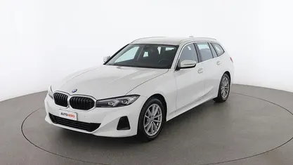 Bianco Usata 2022 BMW 320e | 25.799 € (Buon prezzo)