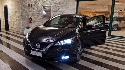 Usata Nissan Leaf N-Connecta 89 kW (122 CV) 2021 Nero Utilitaria