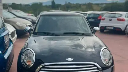 Usata Mini ONE 75 CV (55 kW) 2011 Nero Utilitaria