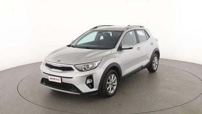 Używany Kia Stonic Style 110 KM (80 kW) 2018 Srebrny SUV