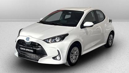 Occasion Toyota Yaris Hybrid Active 116 PK (85 kW) 2023 Wit Sedan