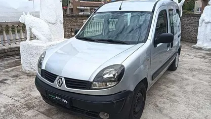 Usata Renault Kangoo 75 CV (55 kW) 2007 Monovolume