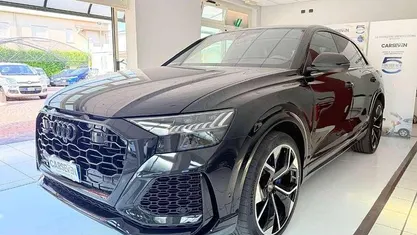 Usata 2022 Audi RS Q8 SUV | 88.999 €