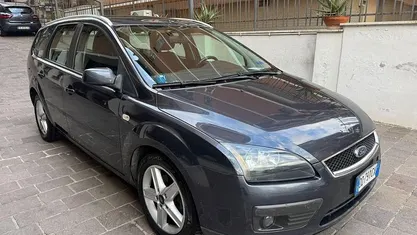 Usata Ford Focus 114 CV (83 kW) 2008 Grigio Station wagon