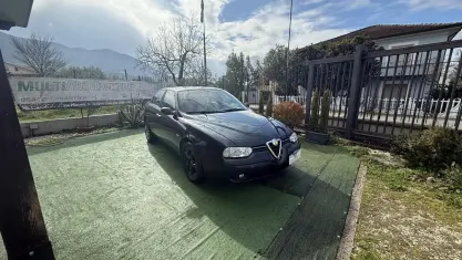 Usata Alfa Romeo 156 110 CV (80 kW) 2001 Blu Berlina