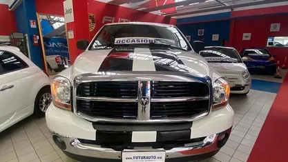 Usata Dodge Ram 350 CV (257 kW) 2006 Pick-up
