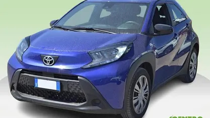 Usata Toyota Aygo X Active 72 CV (52 kW) 2025 Blu SUV