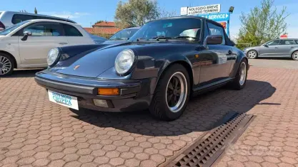 Usata Porsche 911 Carrera Cabriolet 231 CV (169 kW) 1985 Blu/azzurro Cabrio