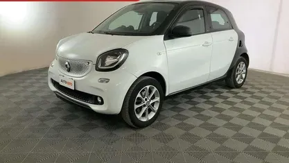 Usata Smart ForFour Passion 71 CV (52 kW) 2018 Bianco Utilitaria