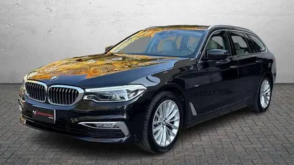 Nero Usata 2019 BMW 520 Luxury Line Station wagon | 21.300 € (Ottimo prezzo)