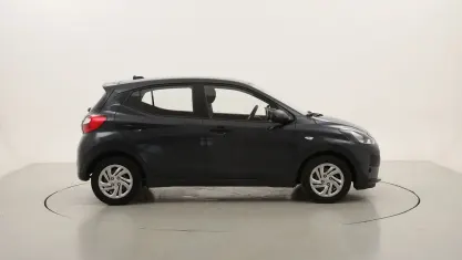 Usata Hyundai i10 Advanced 67 CV (49 kW) 2022 Grigiogrigio Utilitaria