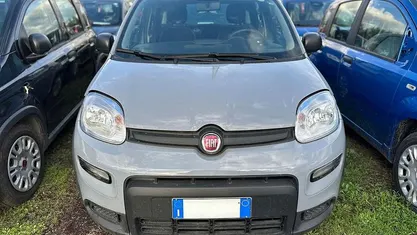 Usata Fiat Panda S 70 CV (51 kW) 2023 Grigio moda Utilitaria