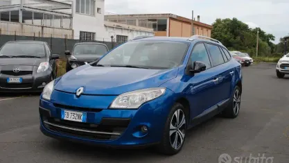 Usata Renault Mégane GrandTour 110 CV (80 kW) 2016 Blu Station wagon