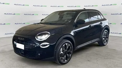 Usata Fiat 600 La Prima 101 CV (74 kW) 2025 Nero SUV