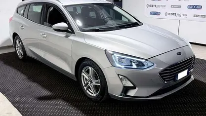 Argento metallizzato Usata 2019 Ford Focus Business Edition Station wagon | 8900 € (Buon prezzo)