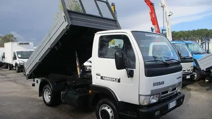 Usata 2003 Nissan Cabstar Pick-up | 11.500 €