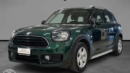 Usata Mini One D Countryman Business 116 CV (85 kW) 2018 Verde SUV